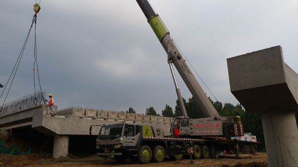 8-300吨吊车